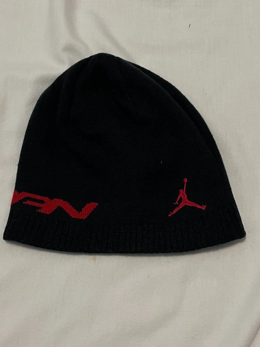 Jordan Skull Cap Beanie One Size Fits Most Black Red Jumpman Preowned